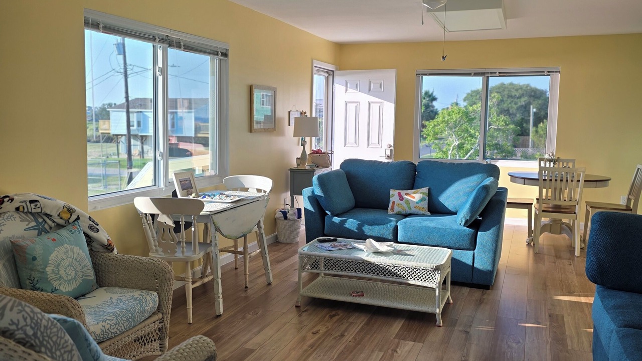 Photo of Livingroom in Dickinson