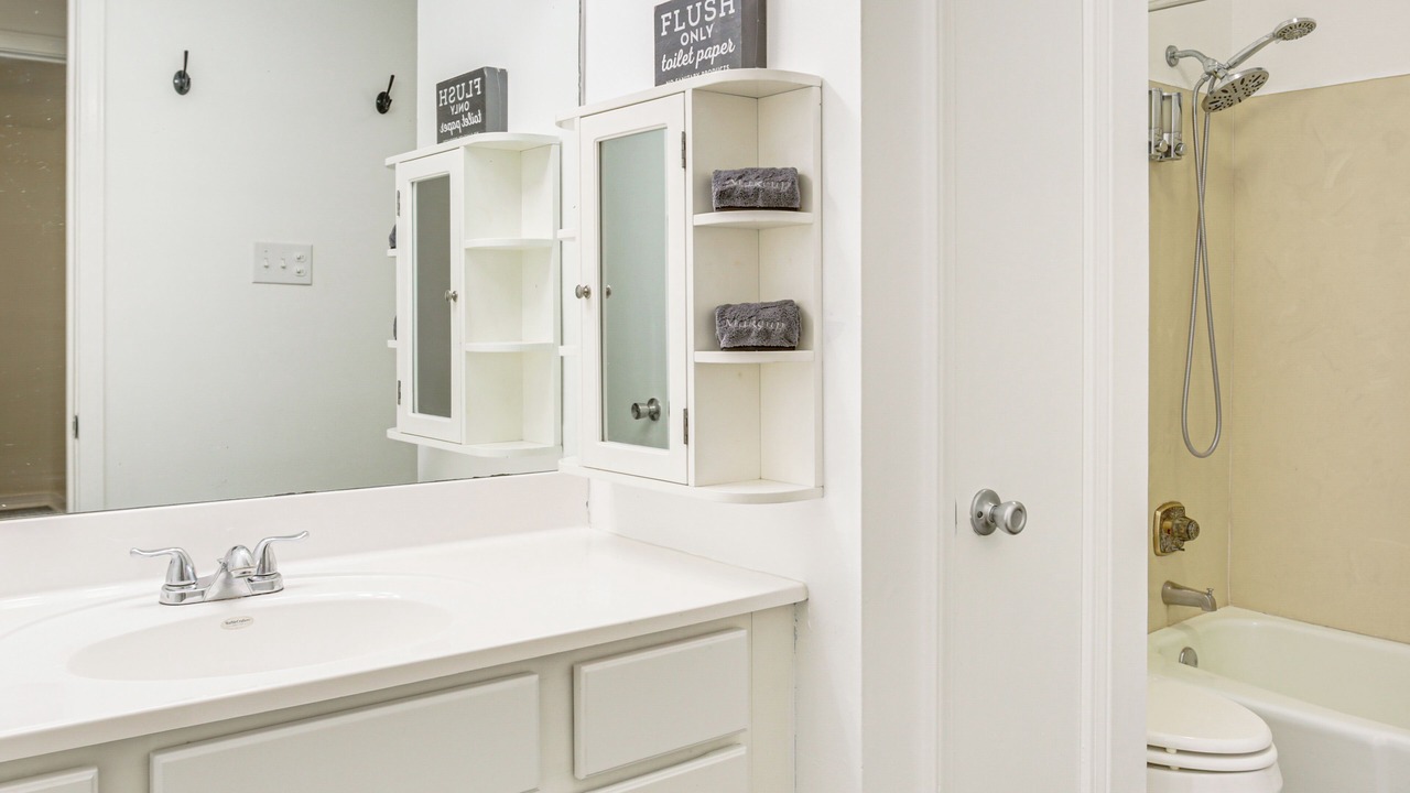Photo of Bathroom in Destrehan