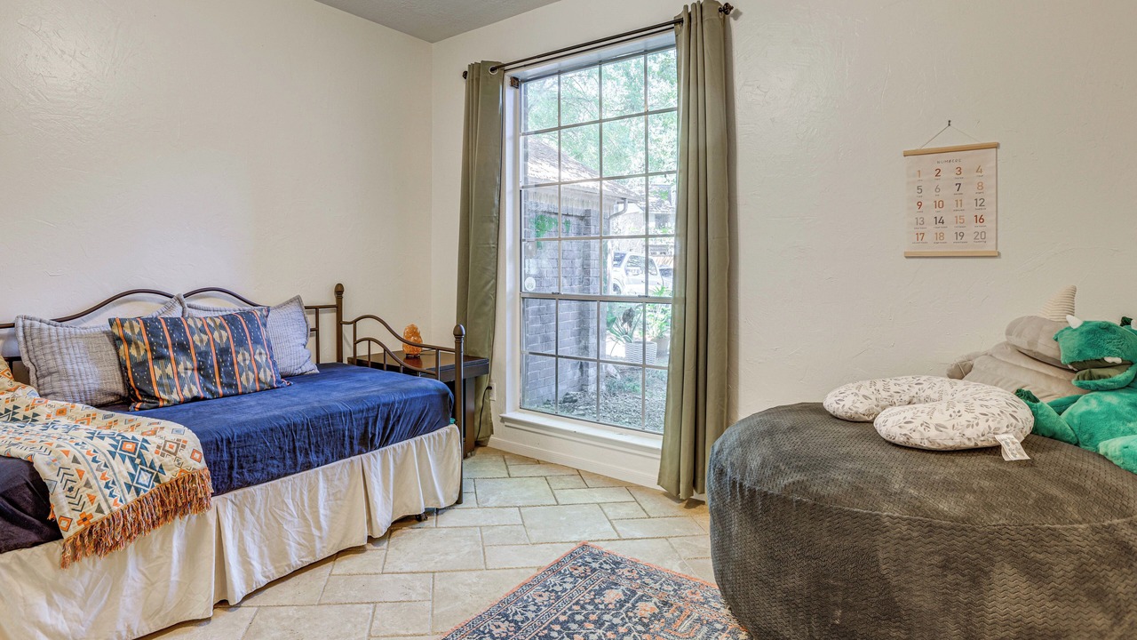 Photo of Bedroom in Panther Creek
