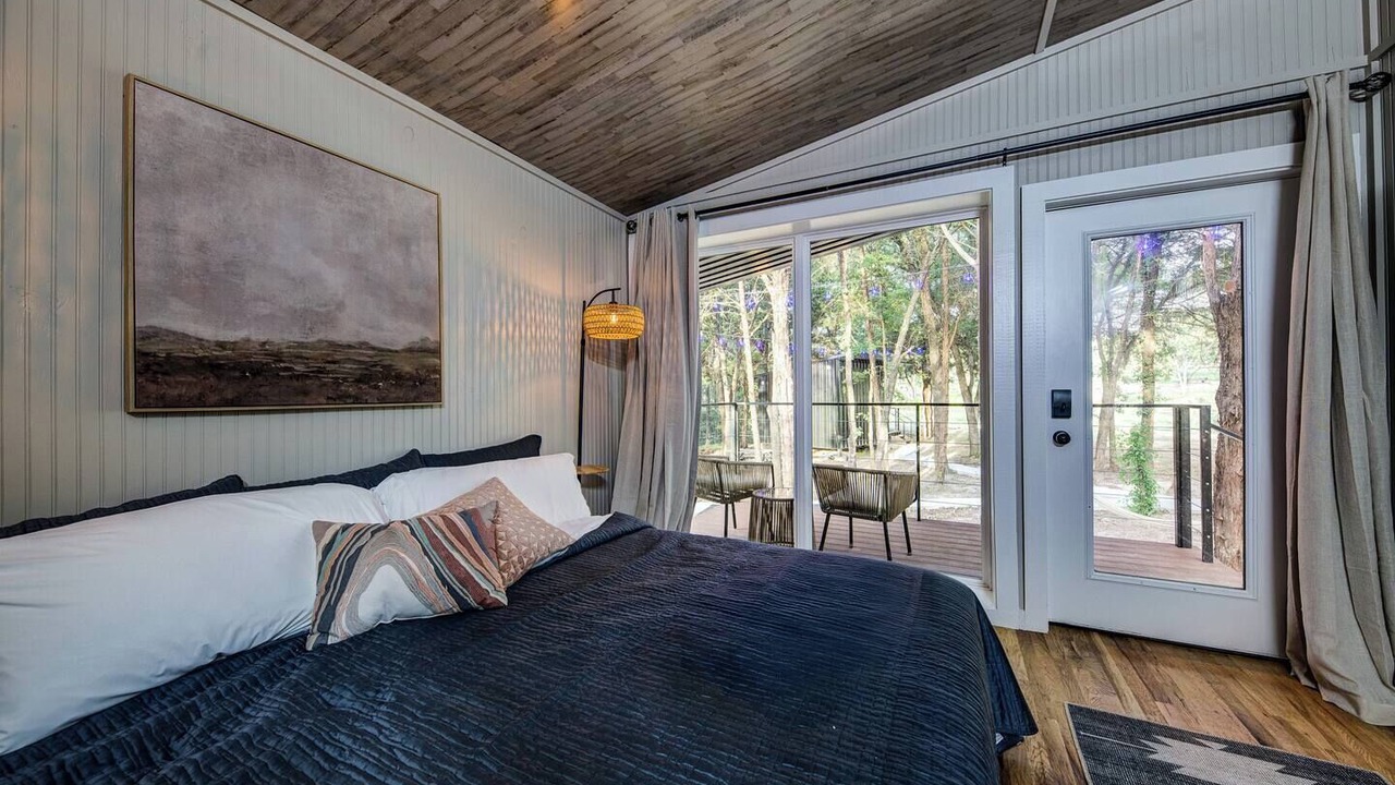 Photo of Bedroom in Alvord