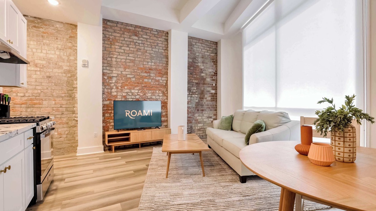 Photo of Livingroom in Arts/Warehouse District