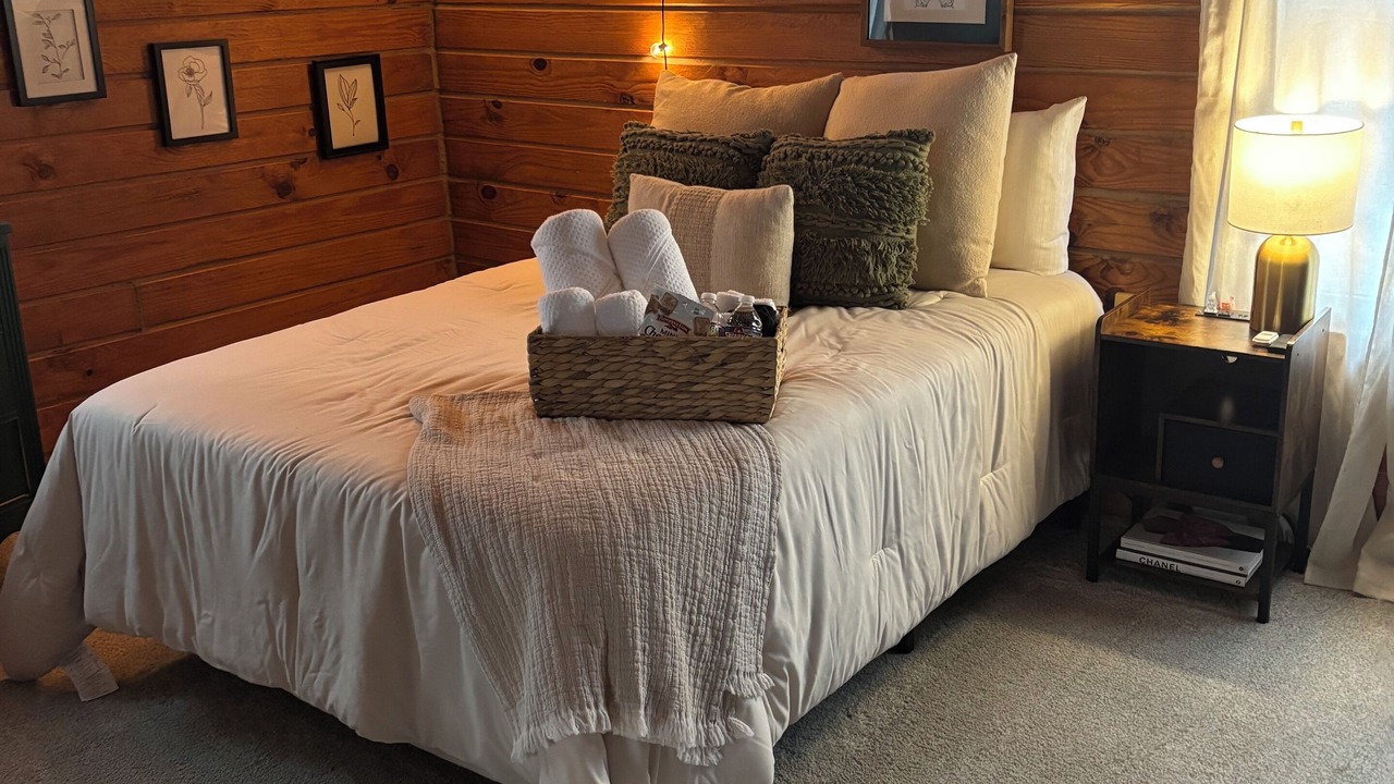 Photo of Bedroom in Valley View
