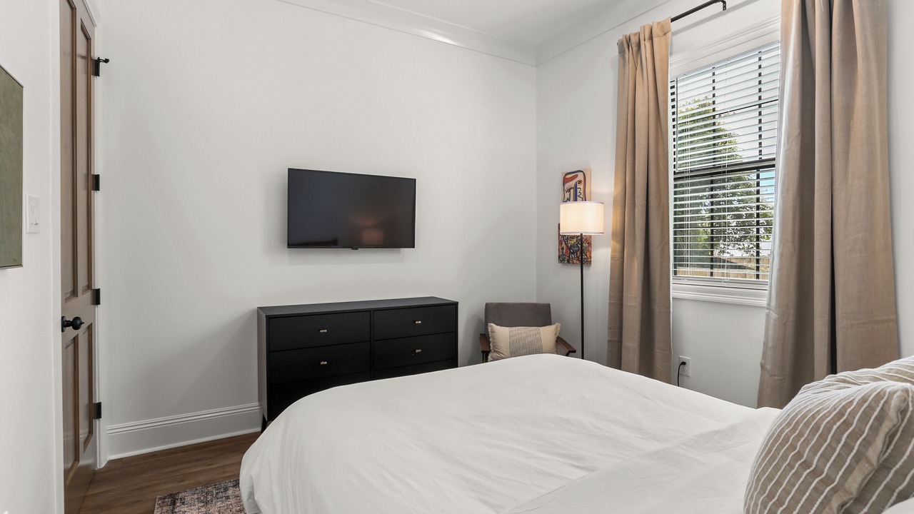 Photo of Bedroom in Desire Area