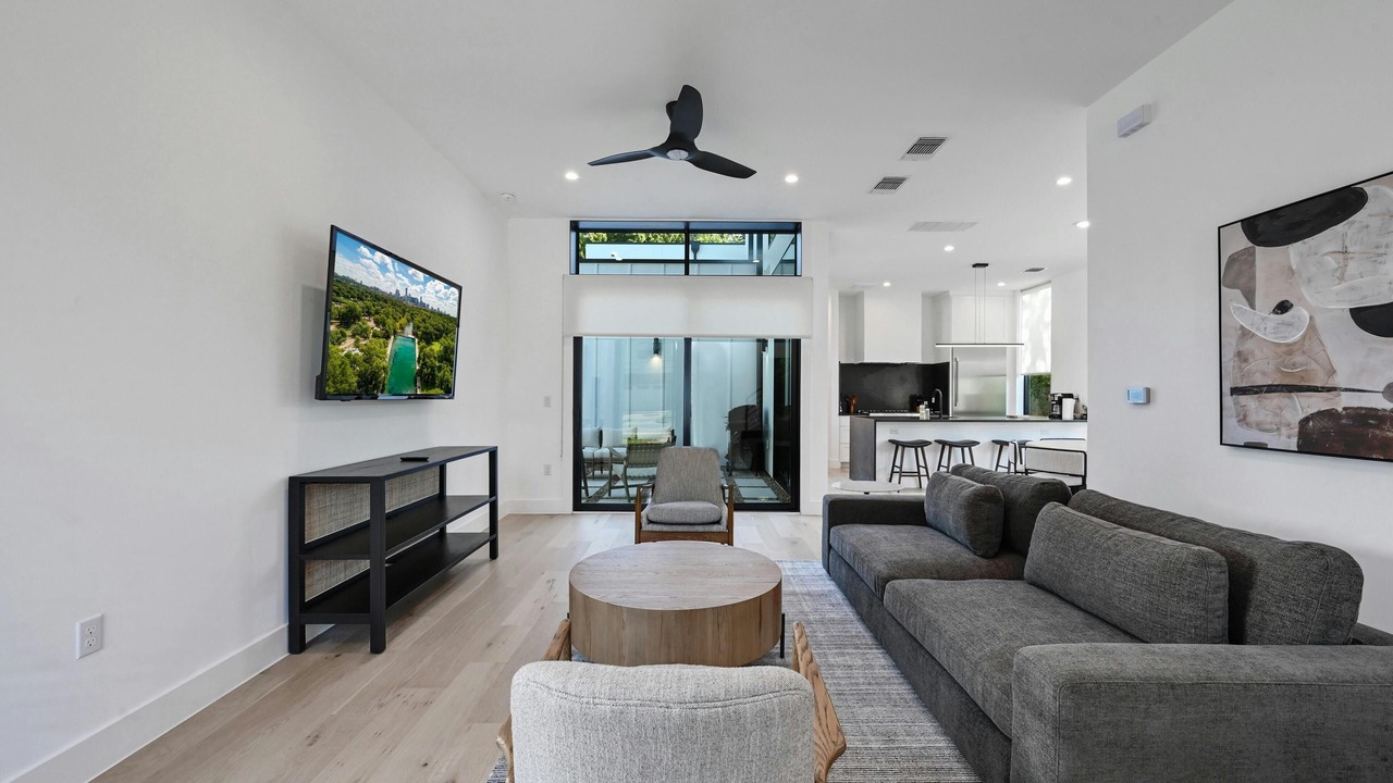 Photo of Livingroom in Zilker