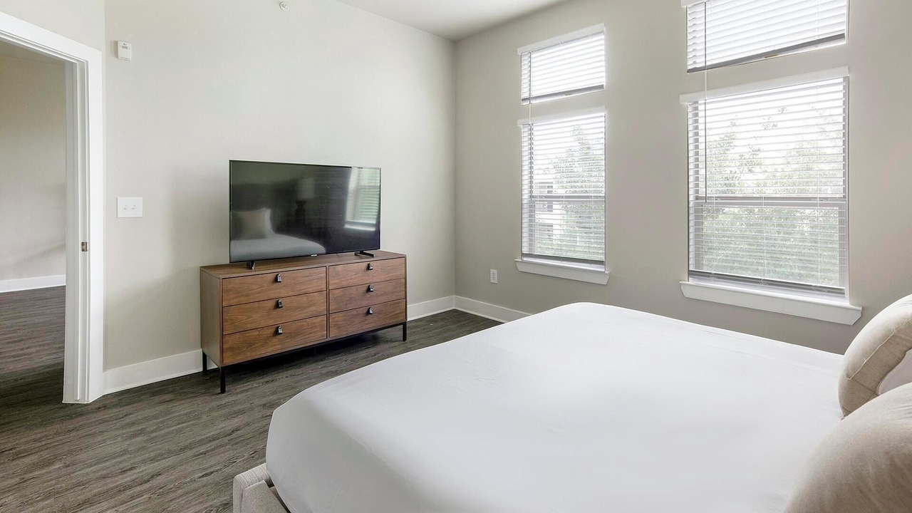 Photo of Bedroom in Nassau Bay