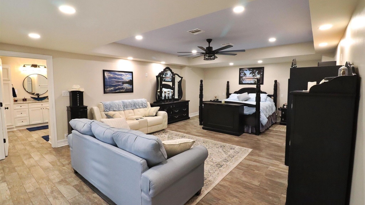 Photo of Bedroom in Farmerville