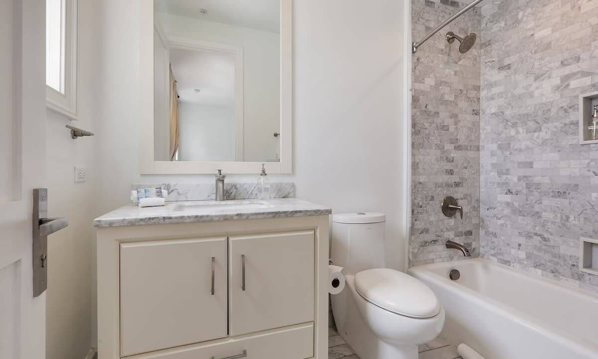 Photo of Bathroom in Central Business District