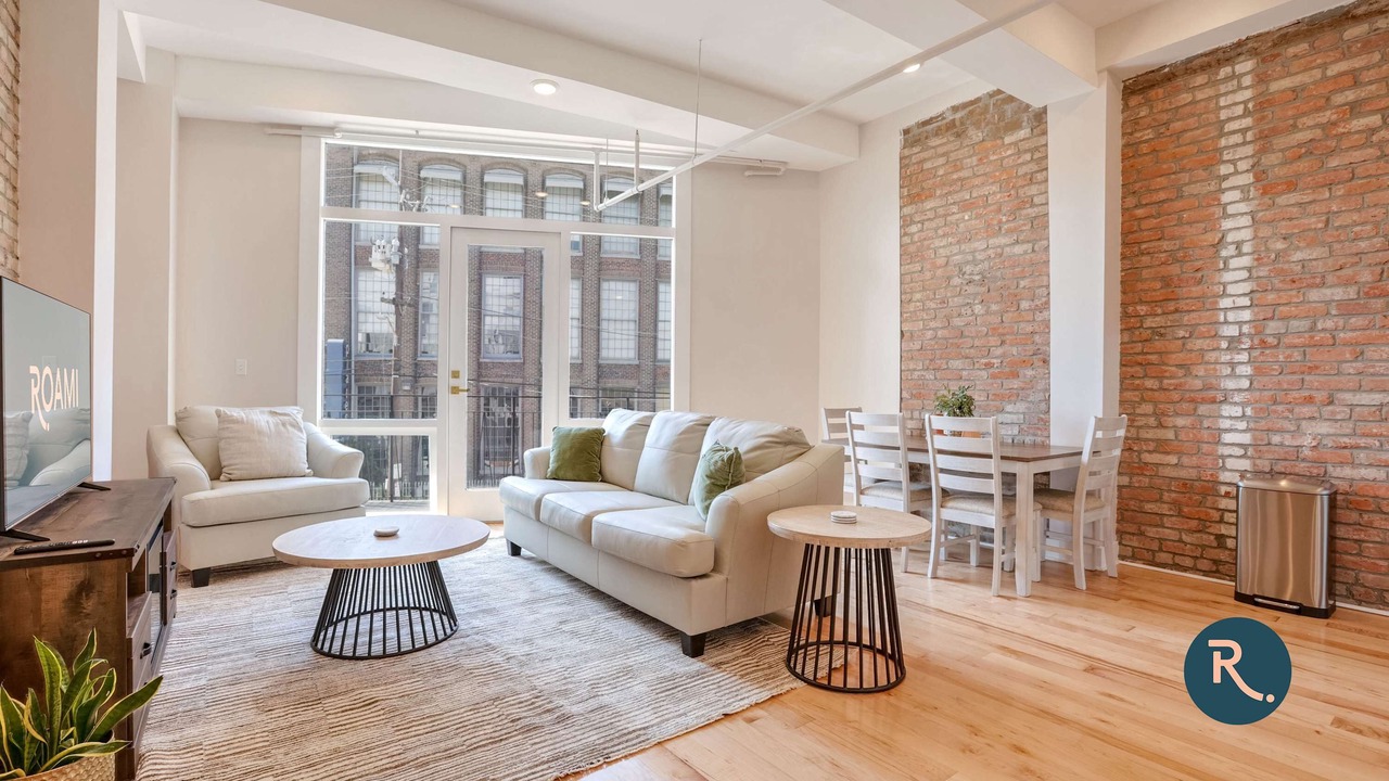 Photo of Livingroom in Lower Garden District