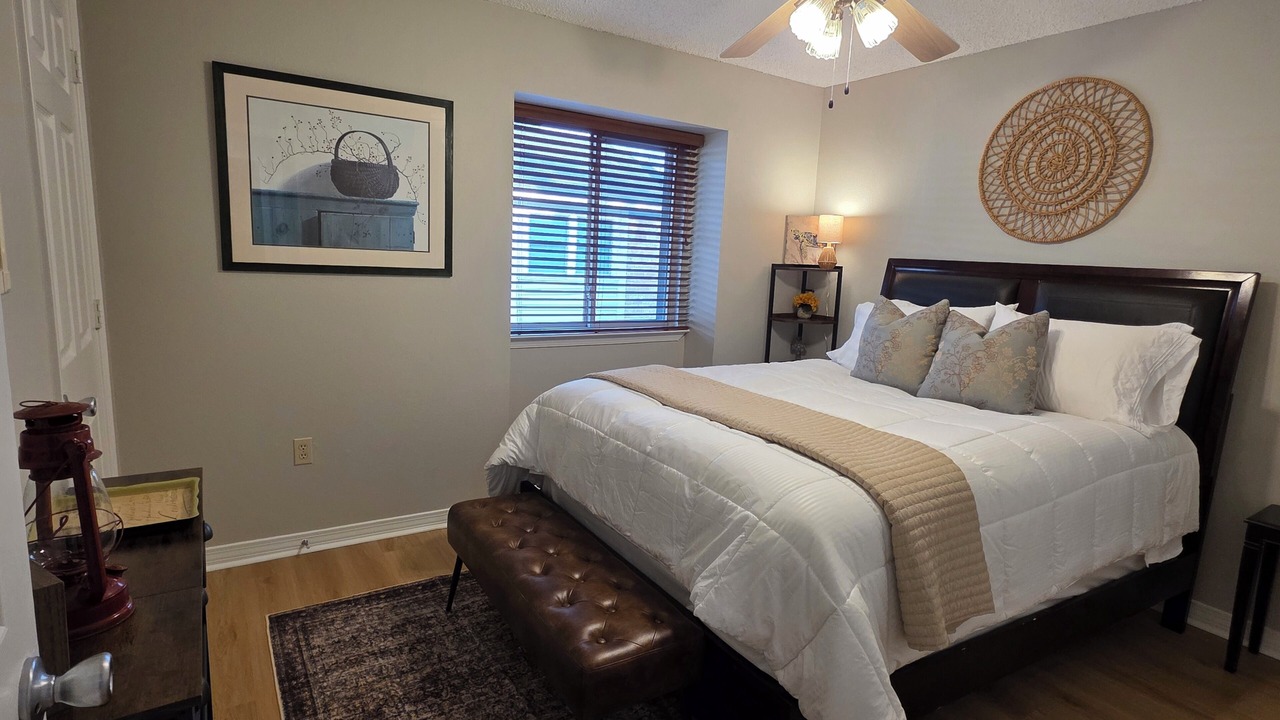 Photo of Bedroom in Gonzales