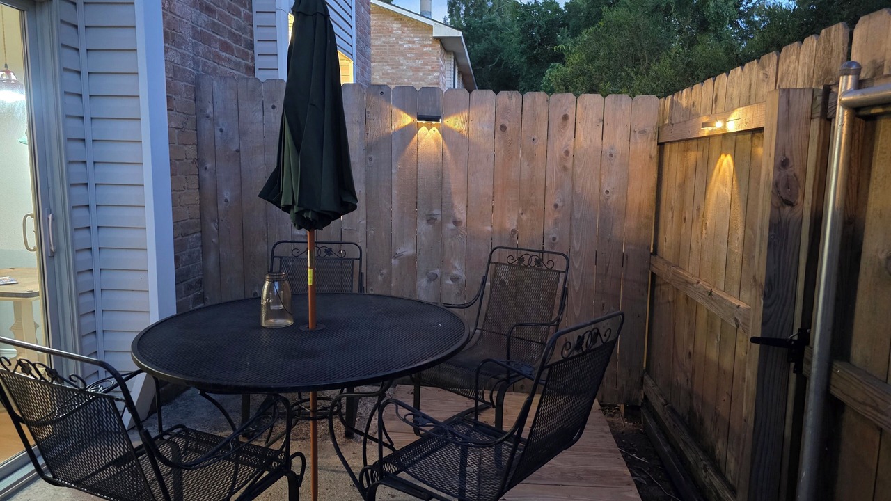 Photo of Outdoor in Gonzales