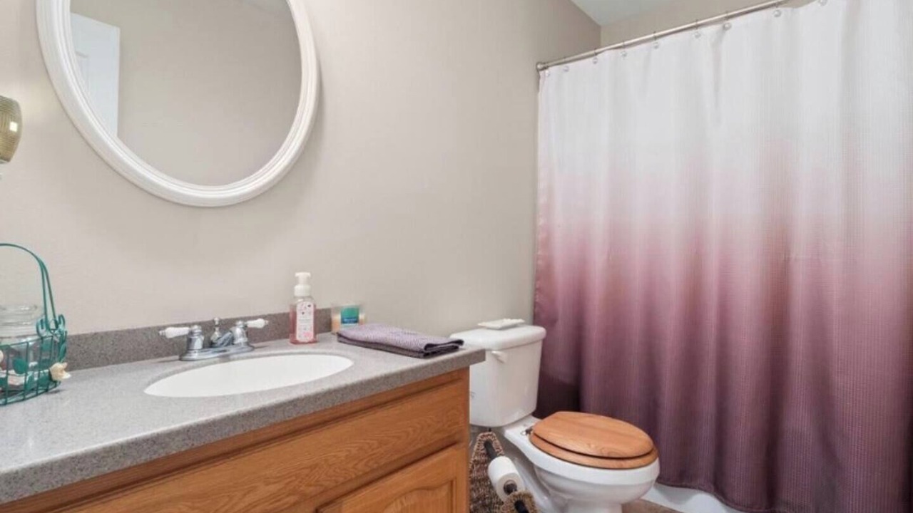 Photo of Bathroom in DeRidder