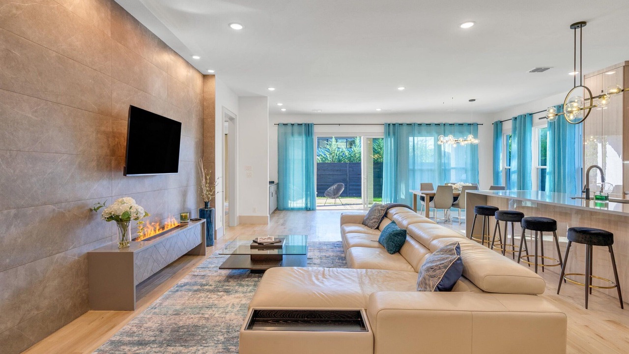 Photo of Livingroom in Northwest Dallas