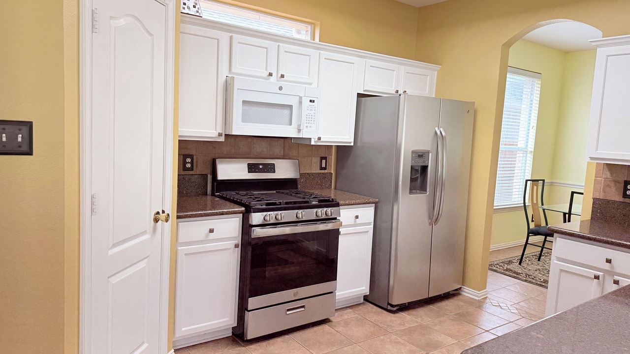 Photo of Kitchen in The Colony