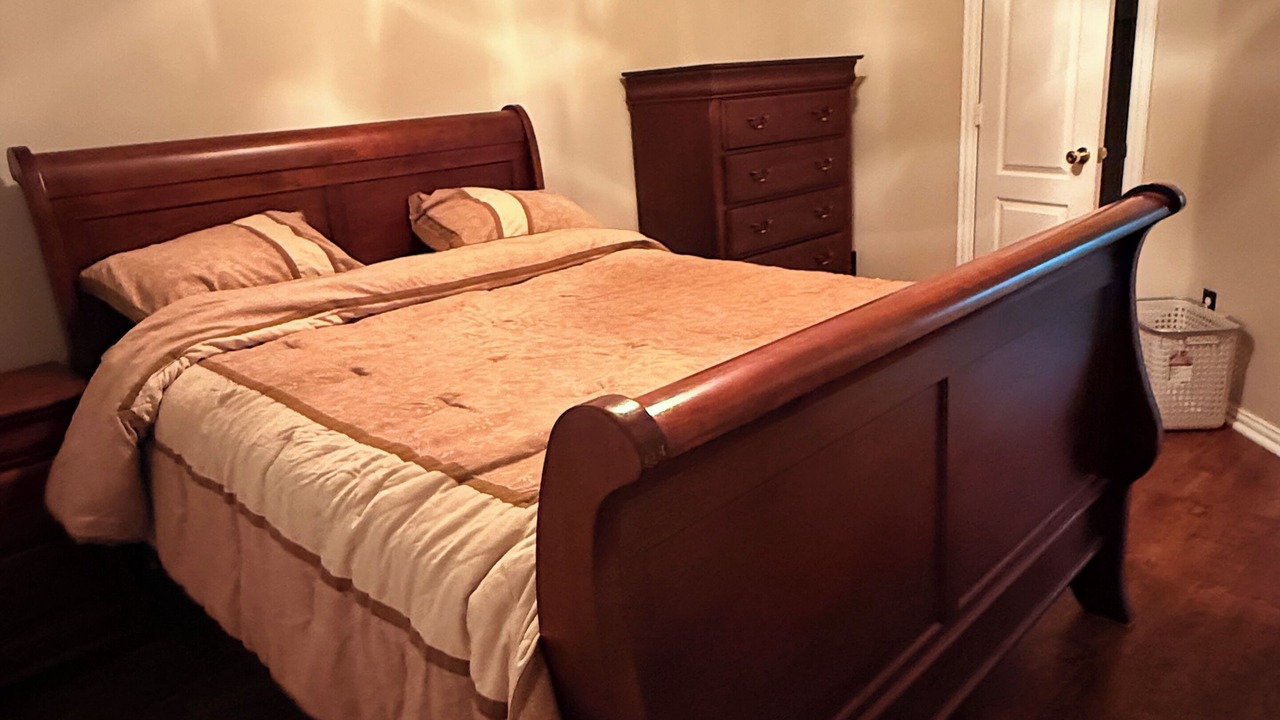 Photo of Bedroom in The Colony