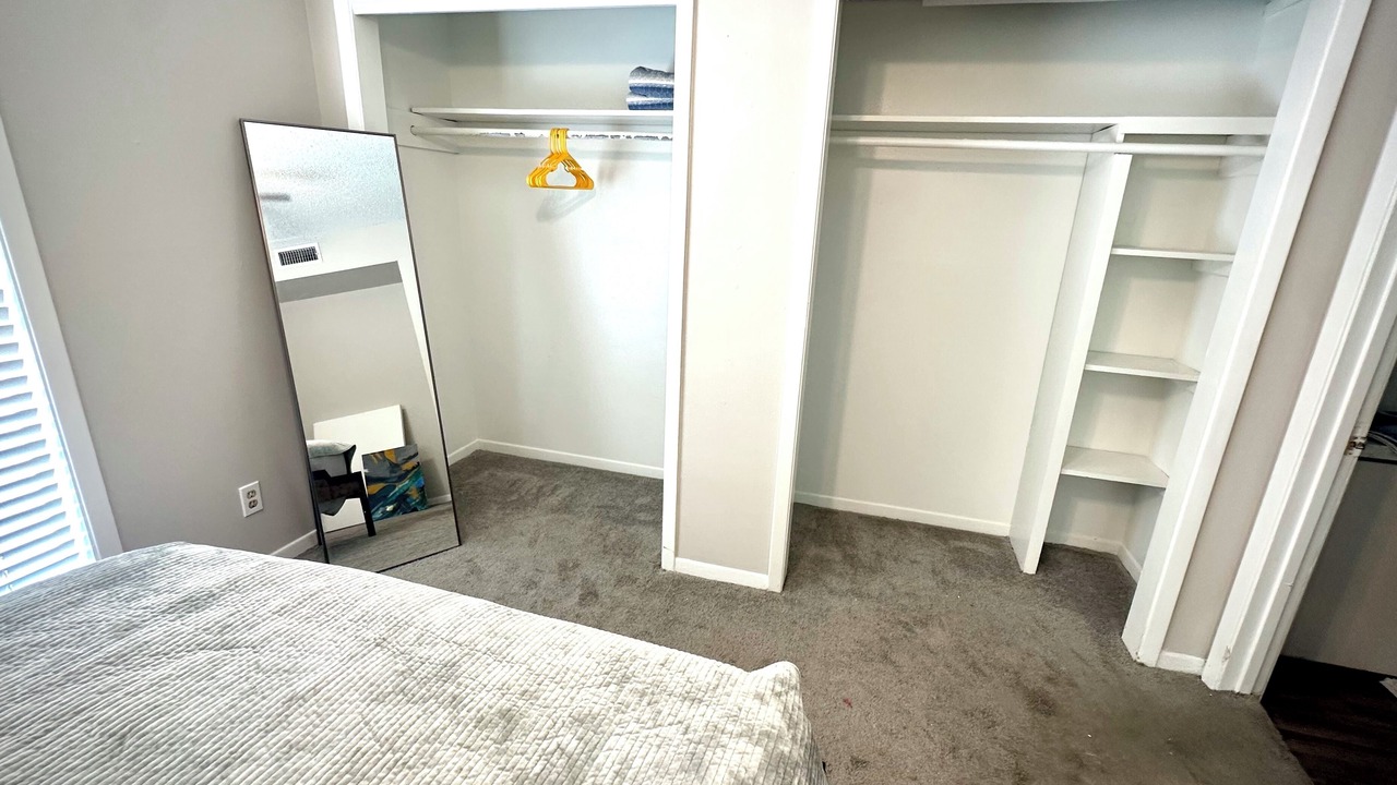 Photo of Bedroom in Bay City