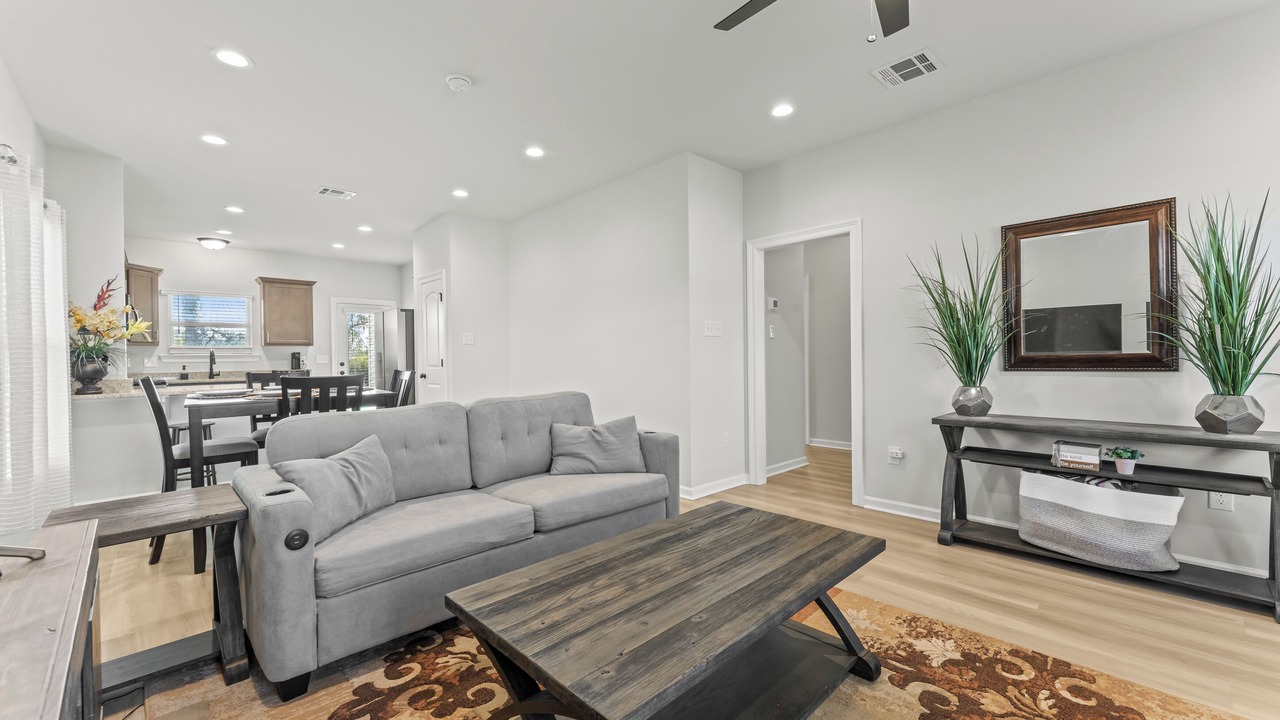 Photo of Livingroom in Denham Springs