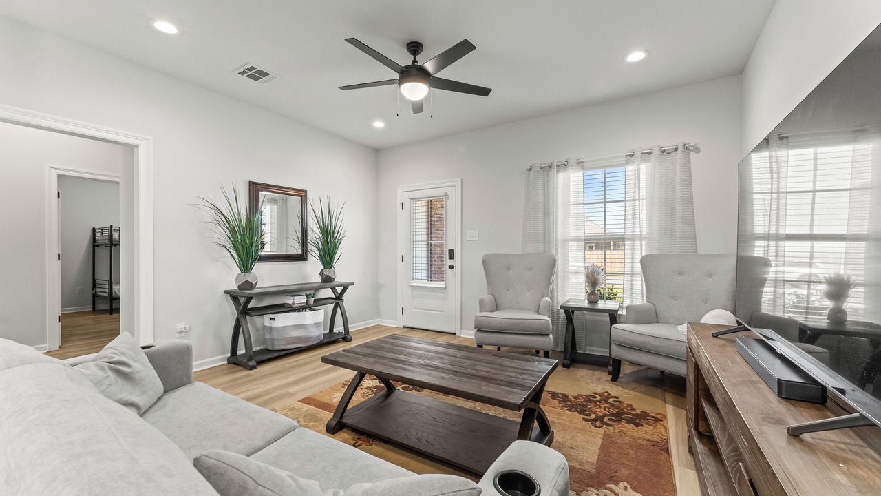 Photo of Livingroom in Denham Springs