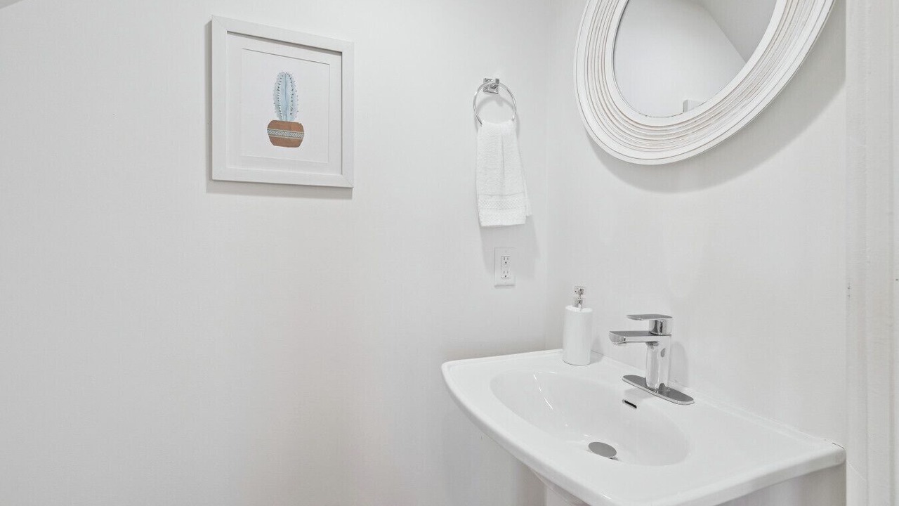 Photo of Bathroom in Leonidas