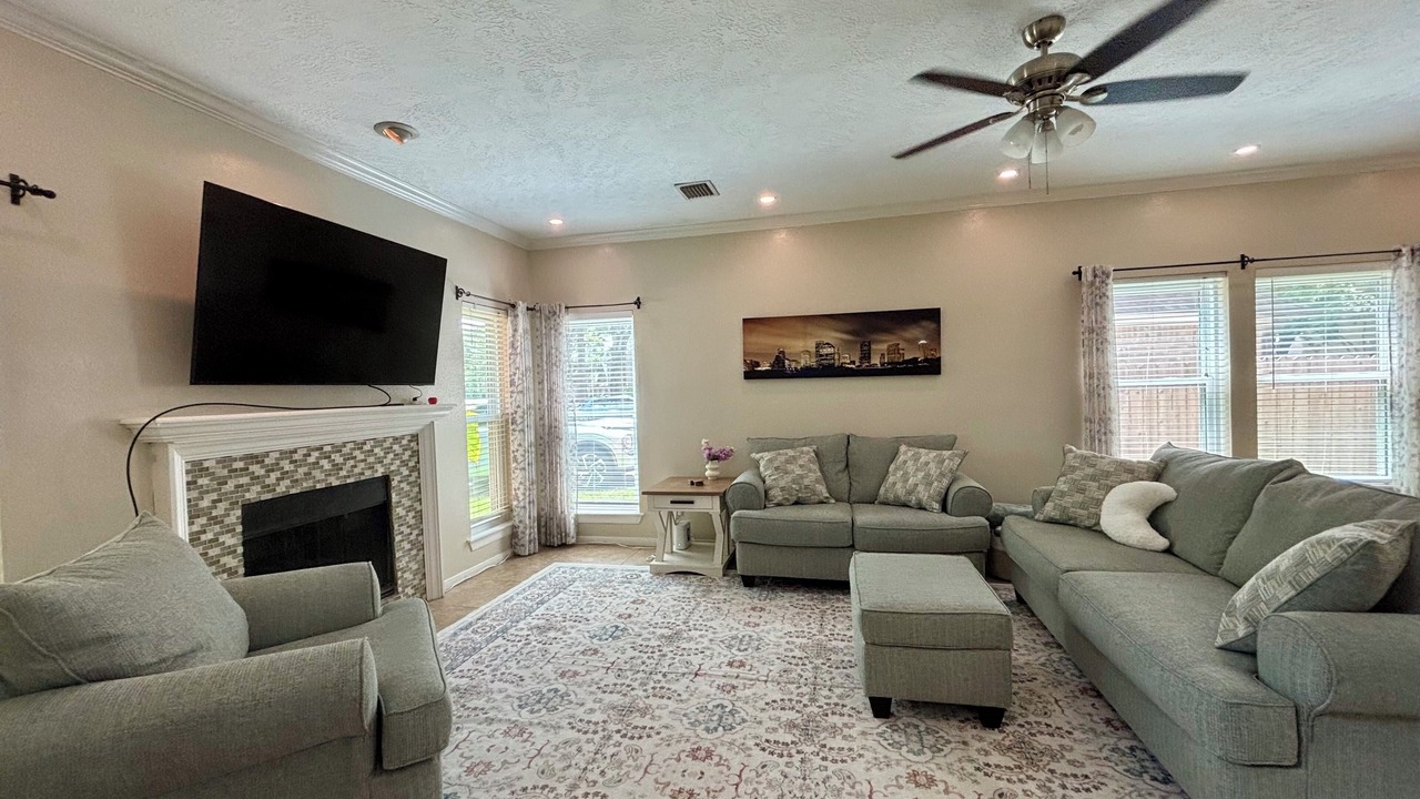 Photo of Livingroom in Clear Lake