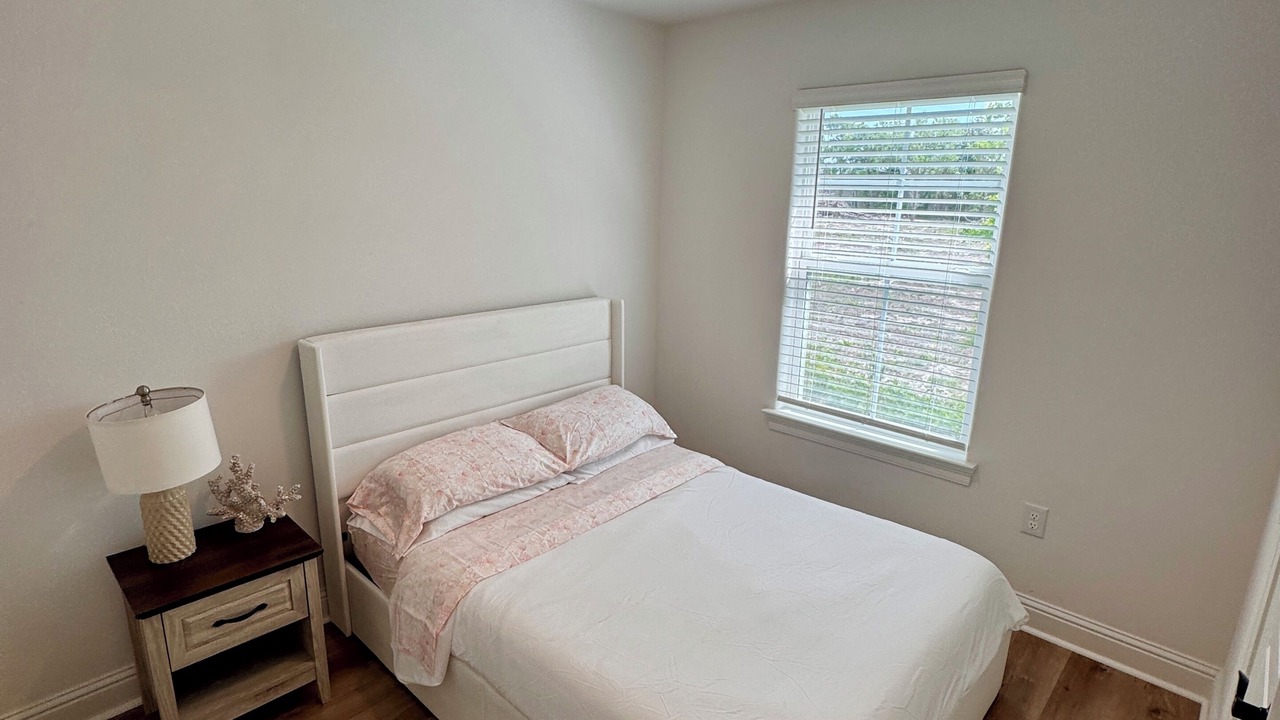 Photo of Bedroom in Gulfport