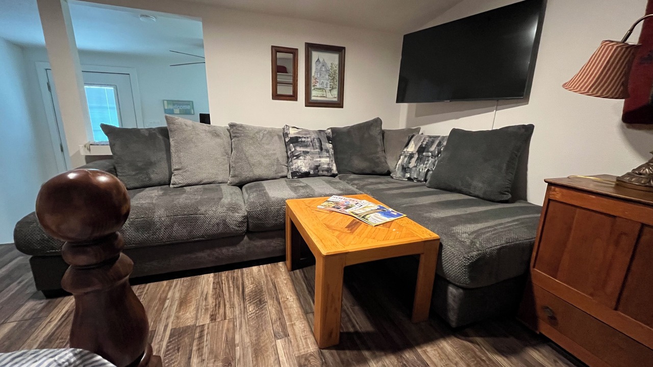 Photo of Livingroom in Glen Rose