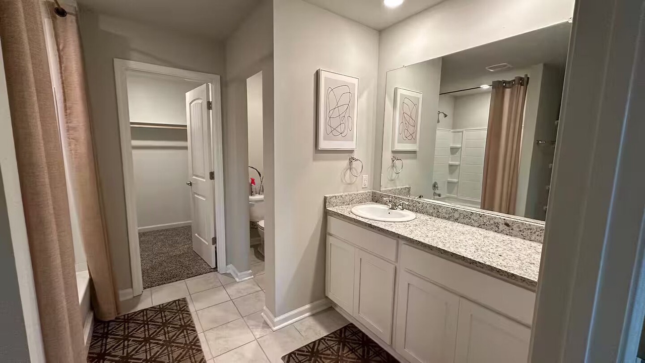 Photo of Bathroom in Broussard