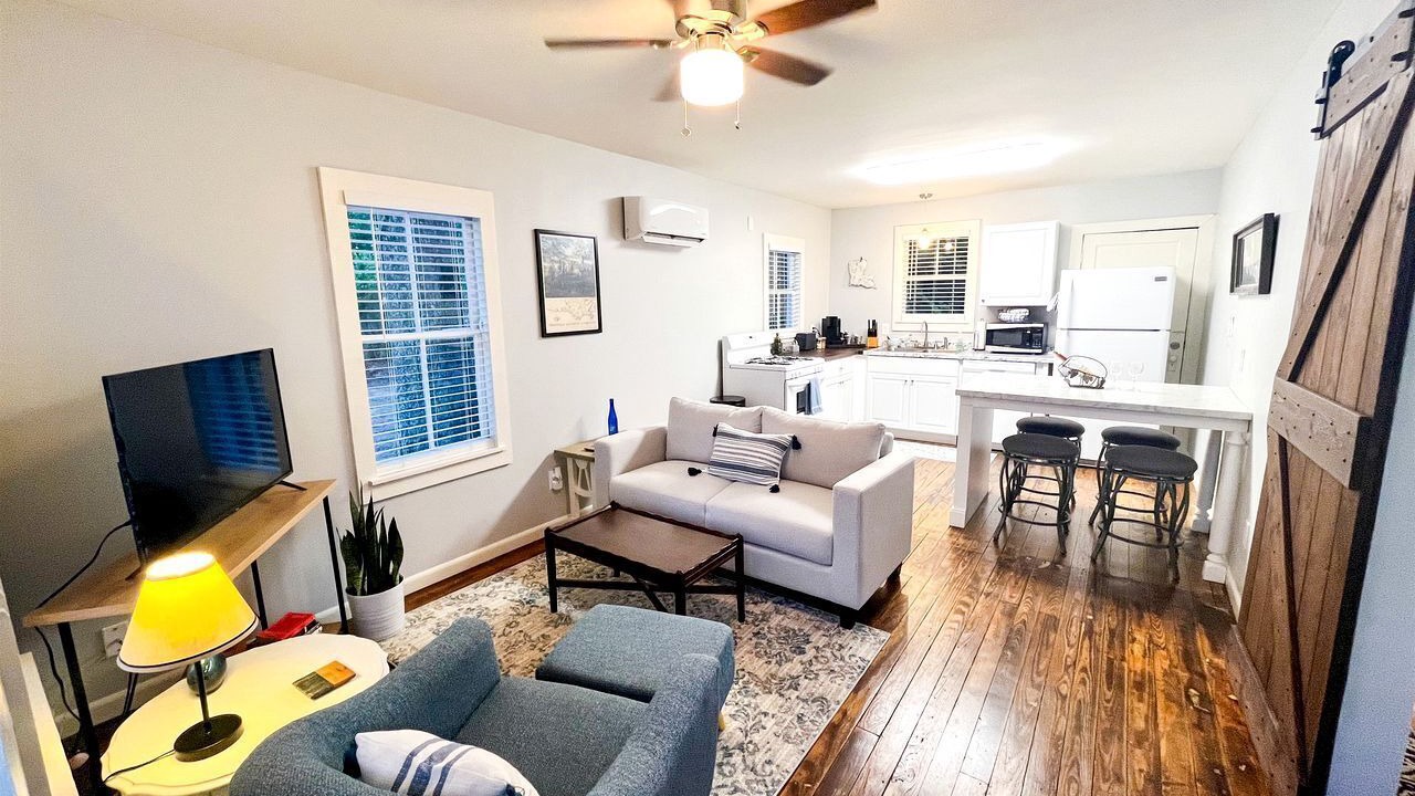 Photo of Livingroom in Lafayette
