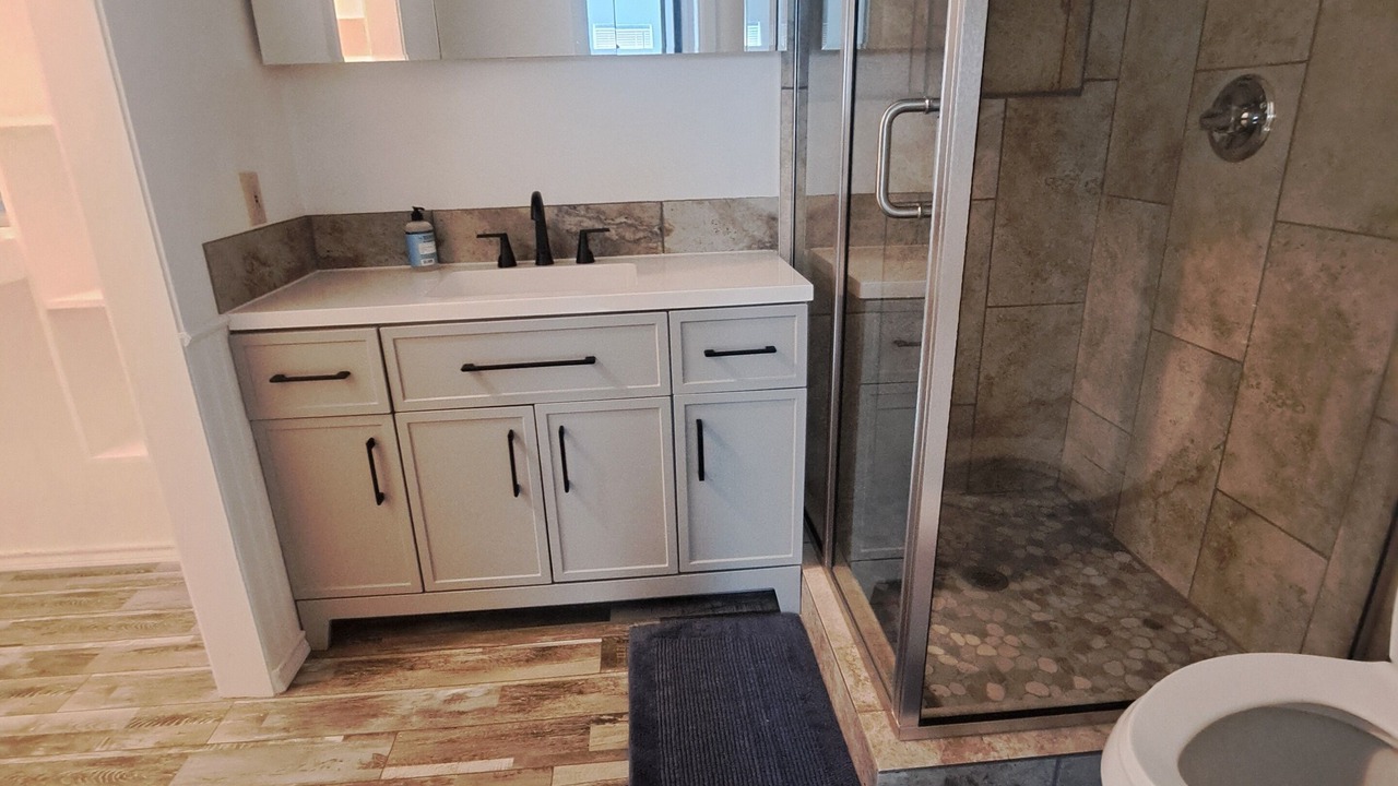 Photo of Bathroom in Sunset