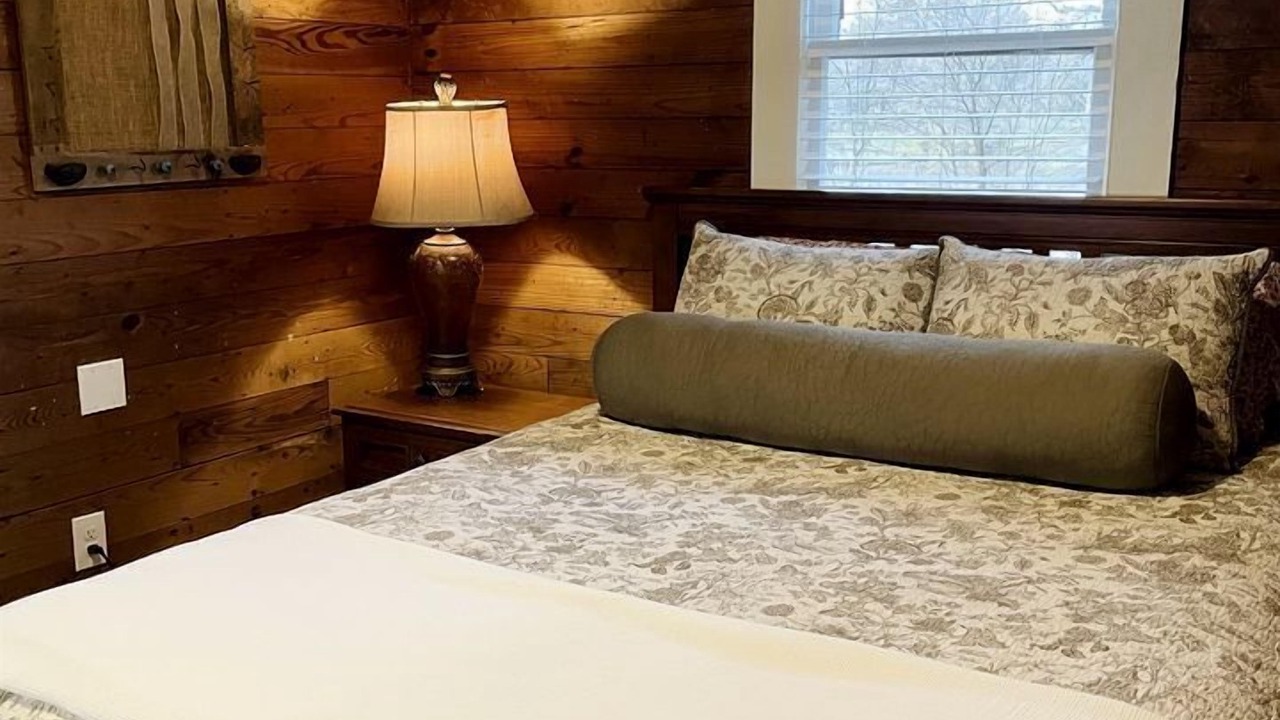 Photo of Bedroom in Lafayette