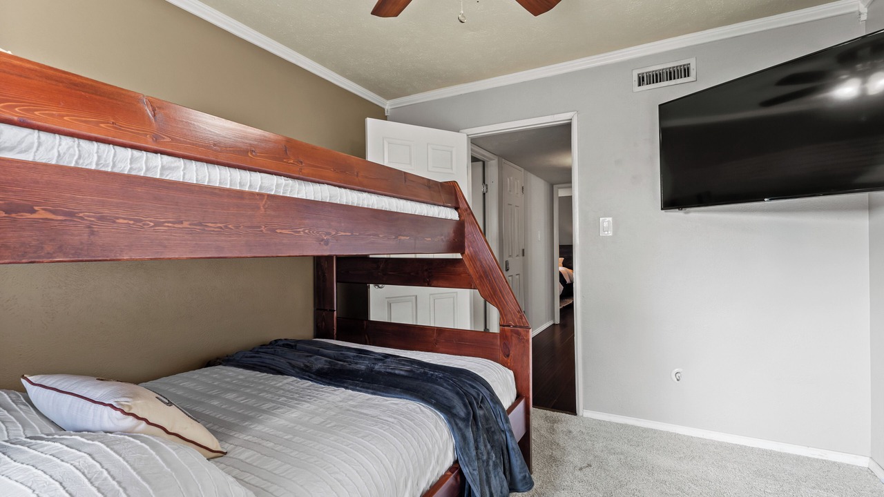 Photo of Bedroom in The Colony