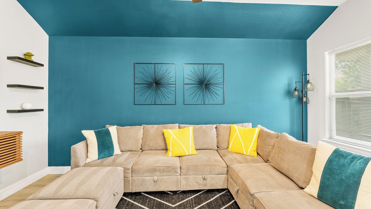 Photo of Livingroom in OST - South Union