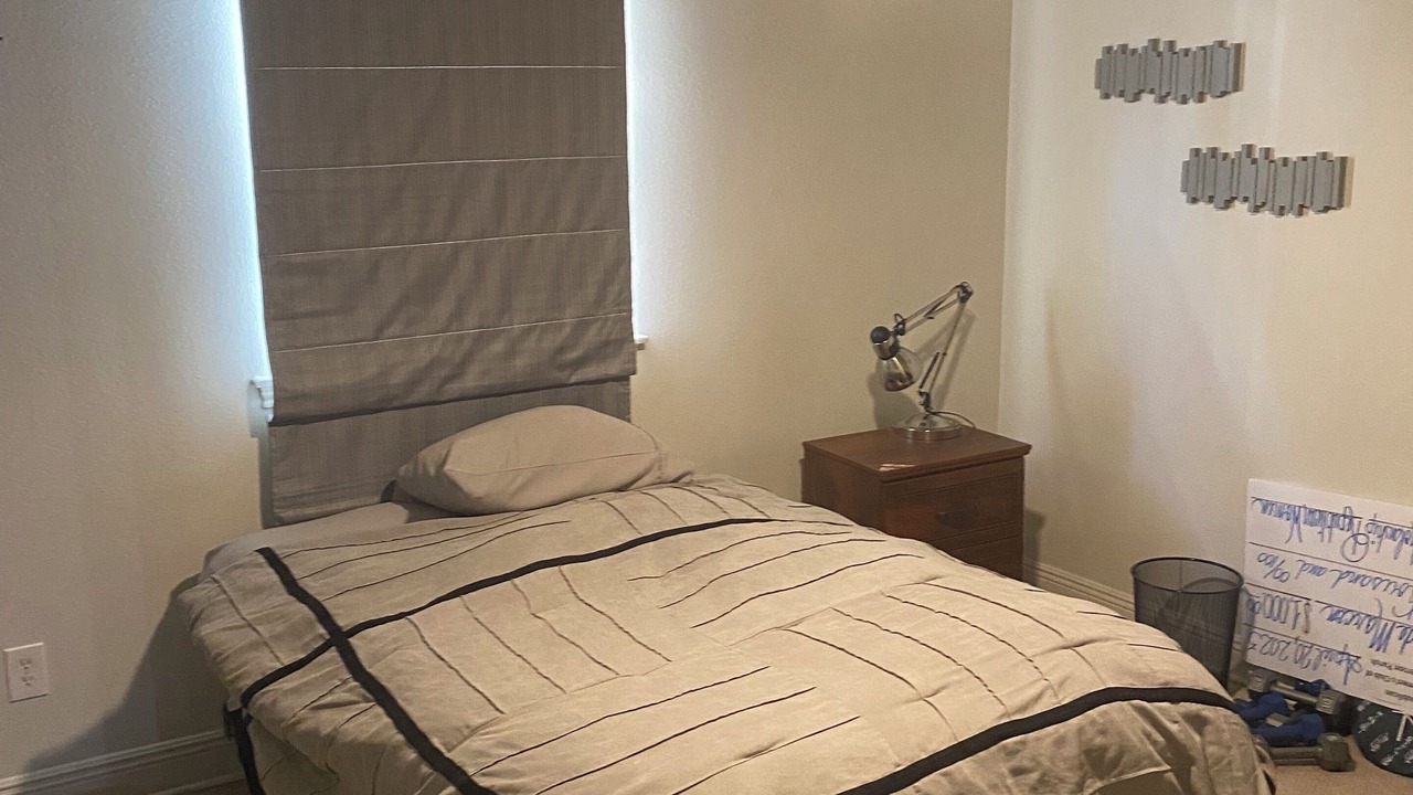 Photo of Bedroom in Kenner - Louis Armstrong International Airport