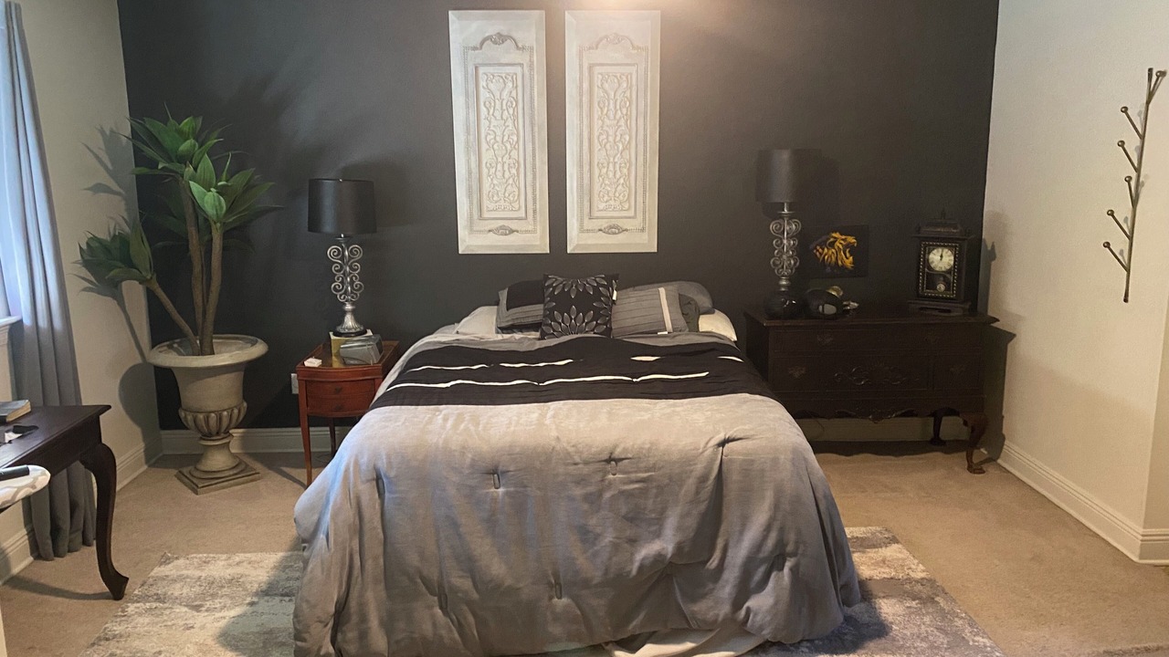 Photo of Bedroom in Kenner - Louis Armstrong International Airport