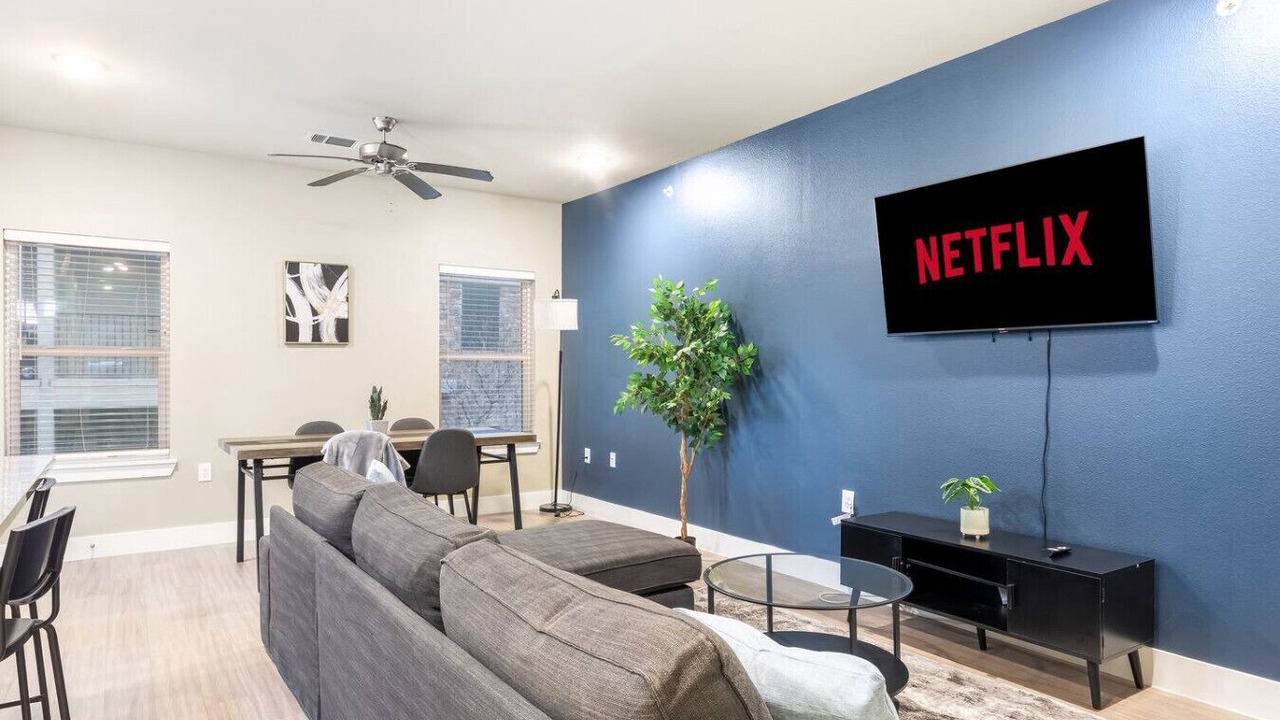 Photo of Livingroom in Grand Prairie
