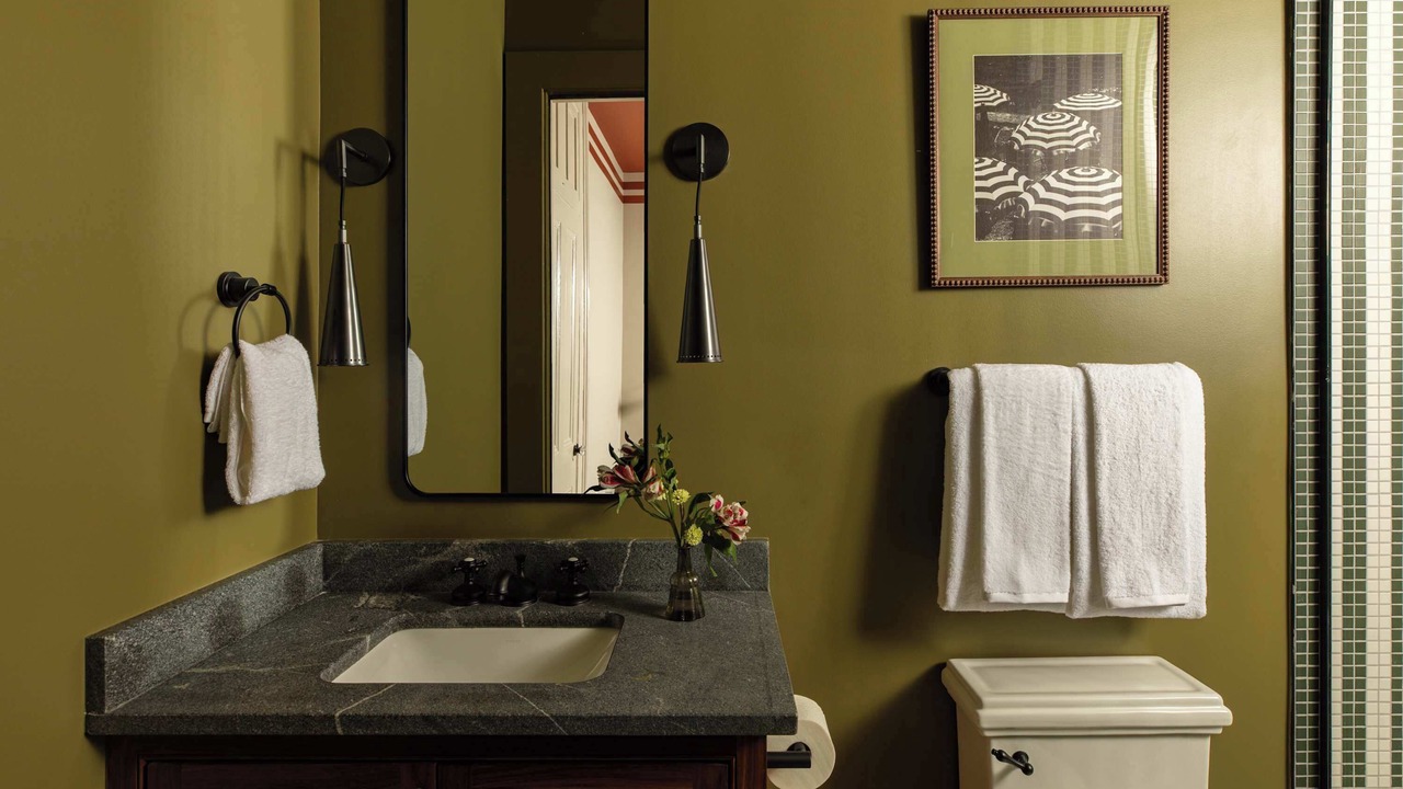 Photo of Bathroom in Uptown Historic District