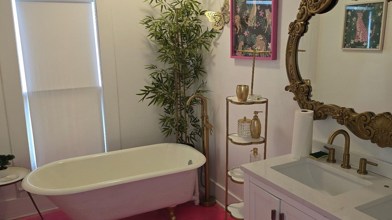 Photo of Bathroom in Jennings