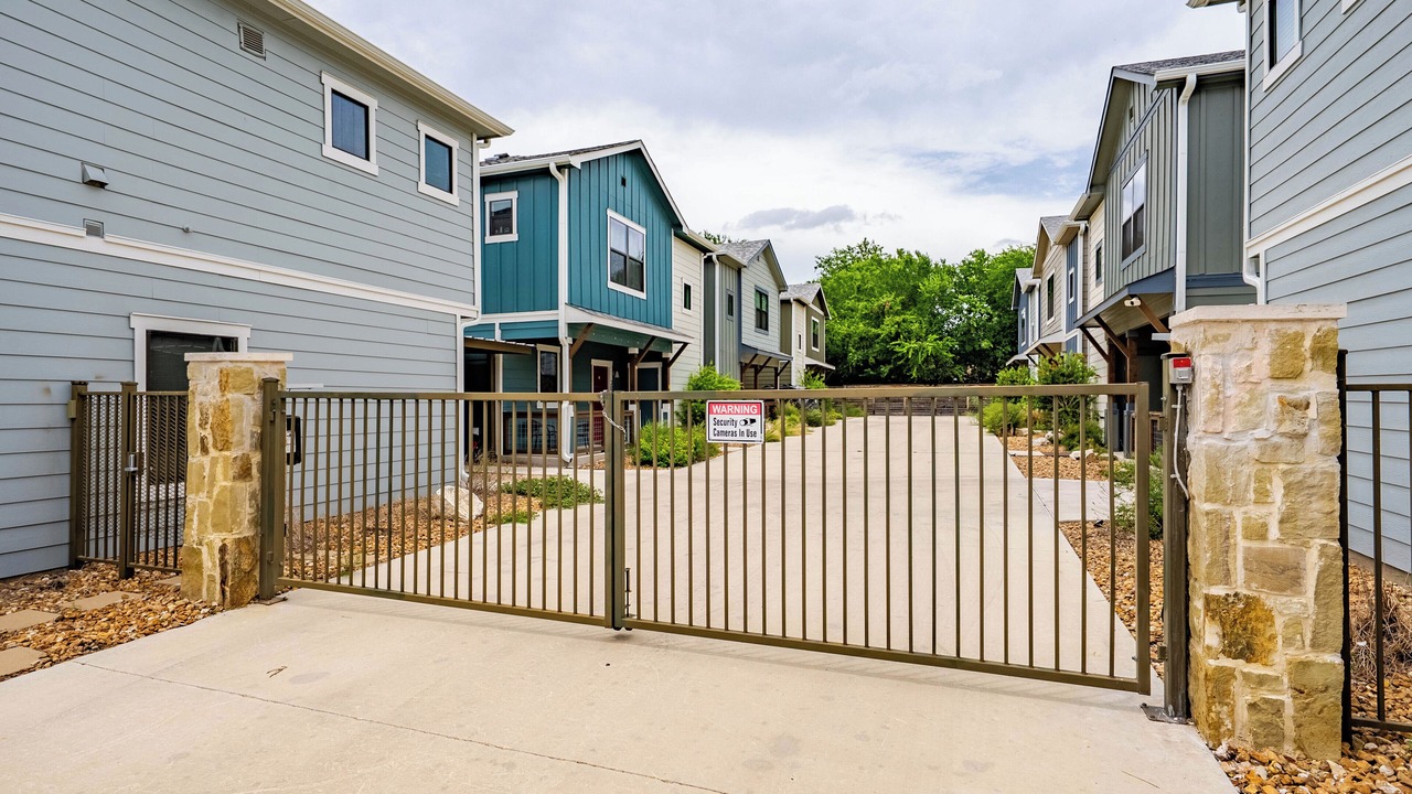 Photo of Others in Denver Heights