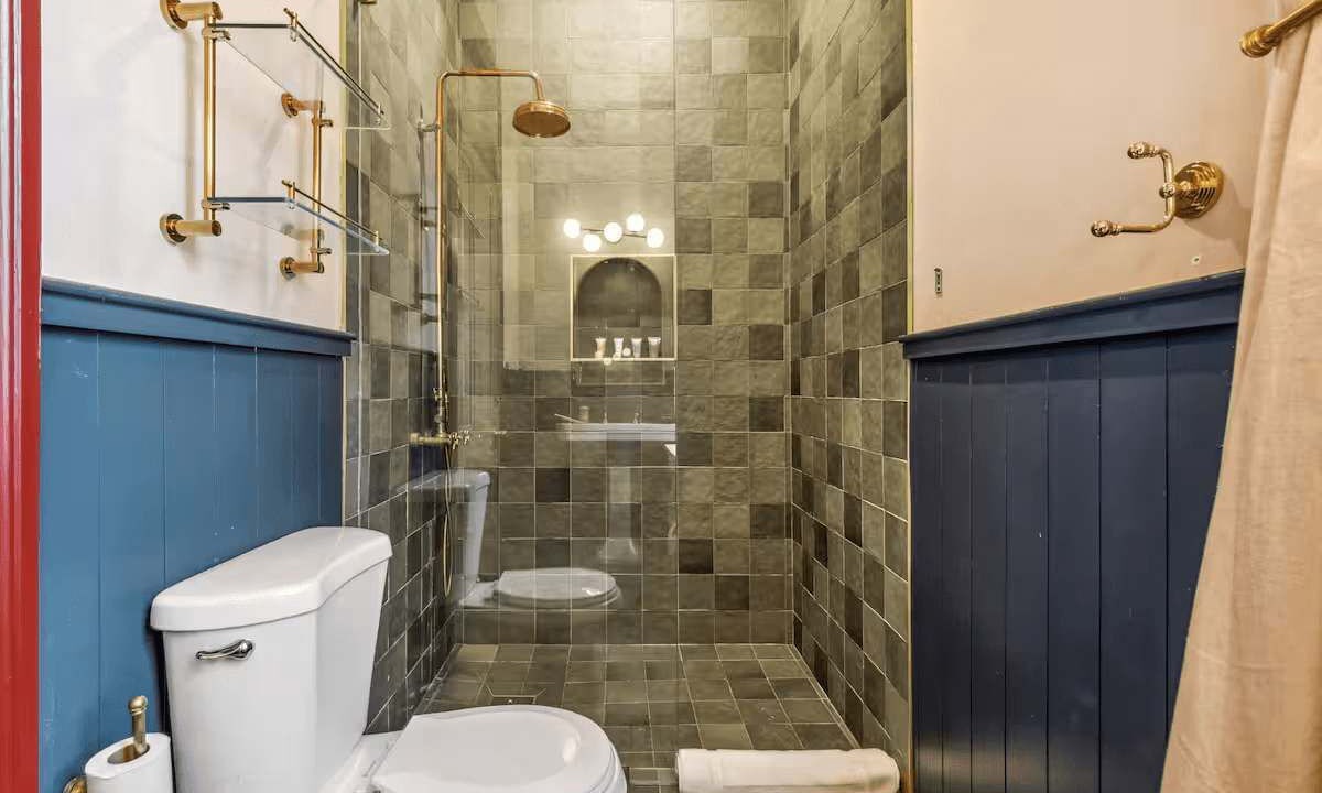 Photo of Bathroom in Faubourg Lafayette