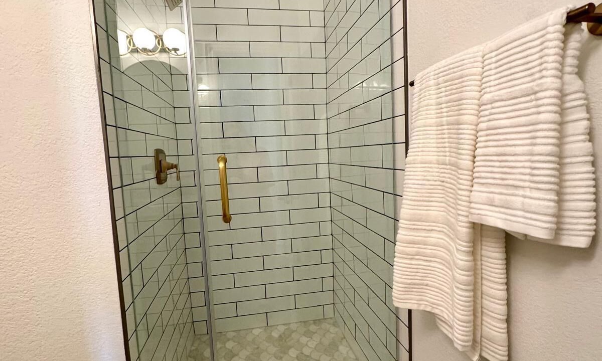 Photo of Bathroom in Haslet