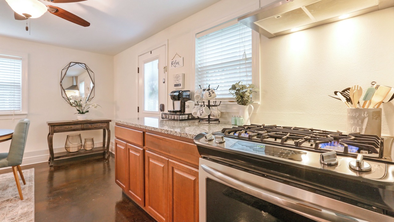 Photo of Kitchen in Leonidas