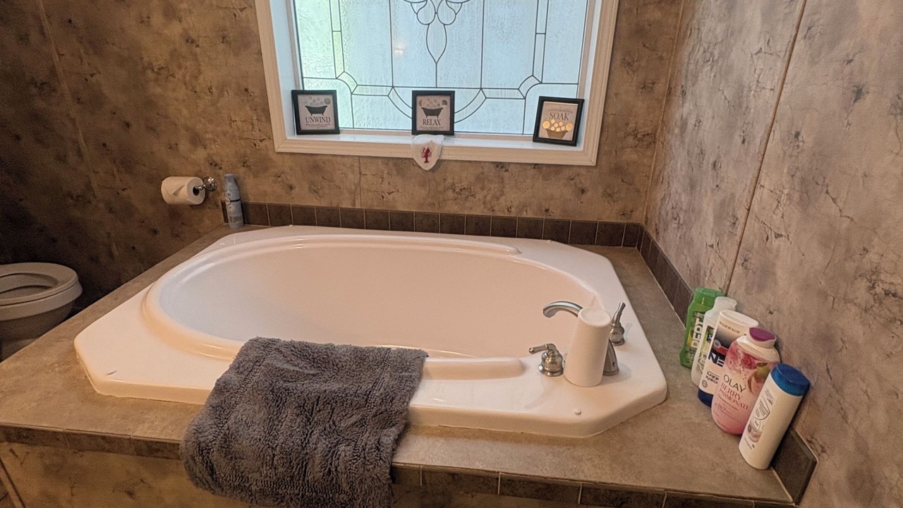 Photo of Bathroom in Buras-Triumph