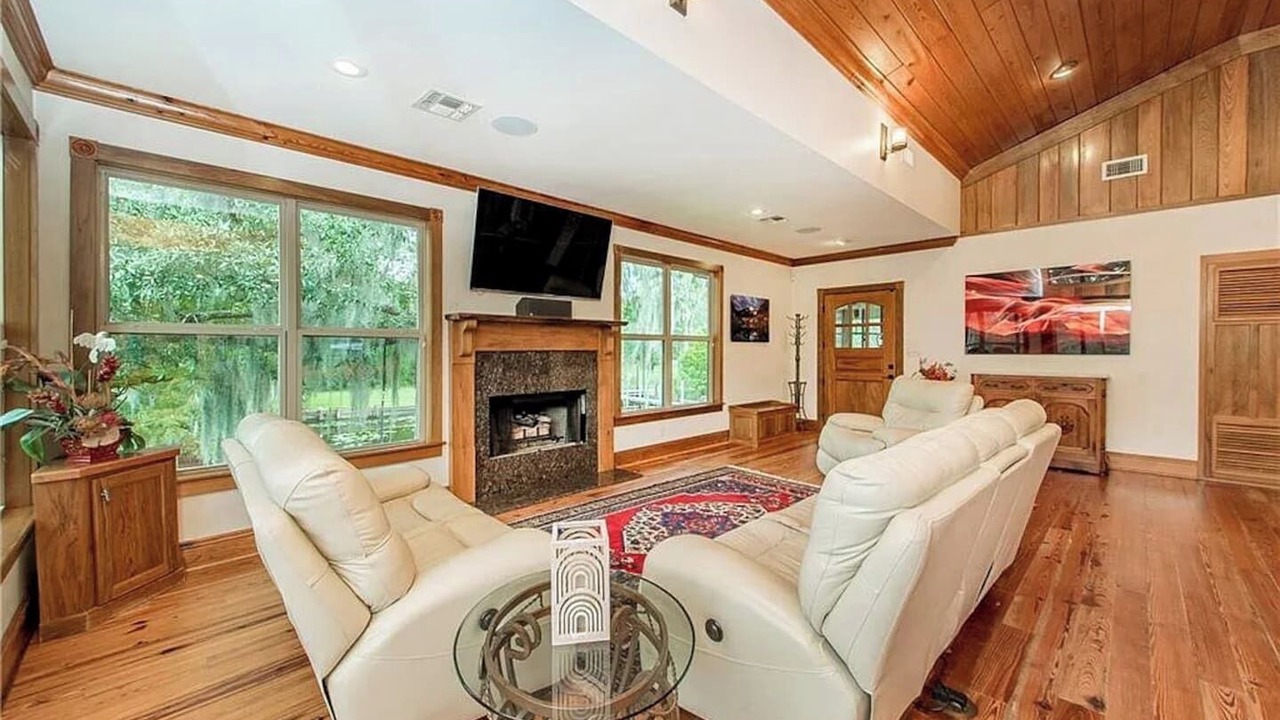 Photo of Livingroom in Killian