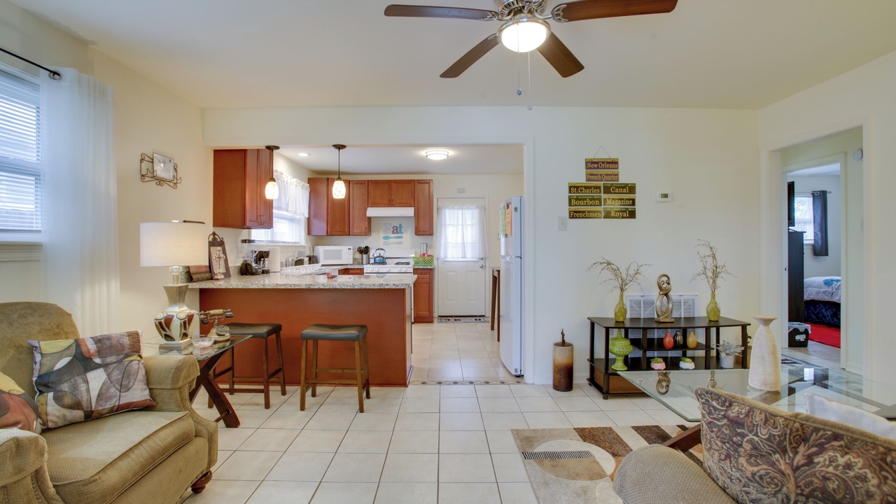 Photo of Livingroom in Kenner - Louis Armstrong International Airport