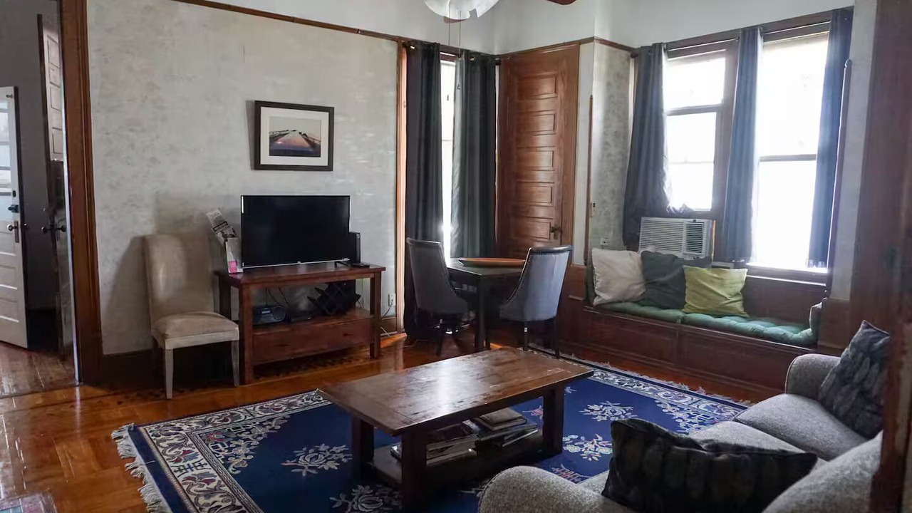 Photo of Livingroom in Carrollton
