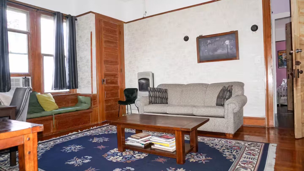 Photo of Livingroom in Carrollton