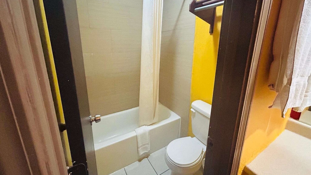 Photo of Bathroom in Sulphur