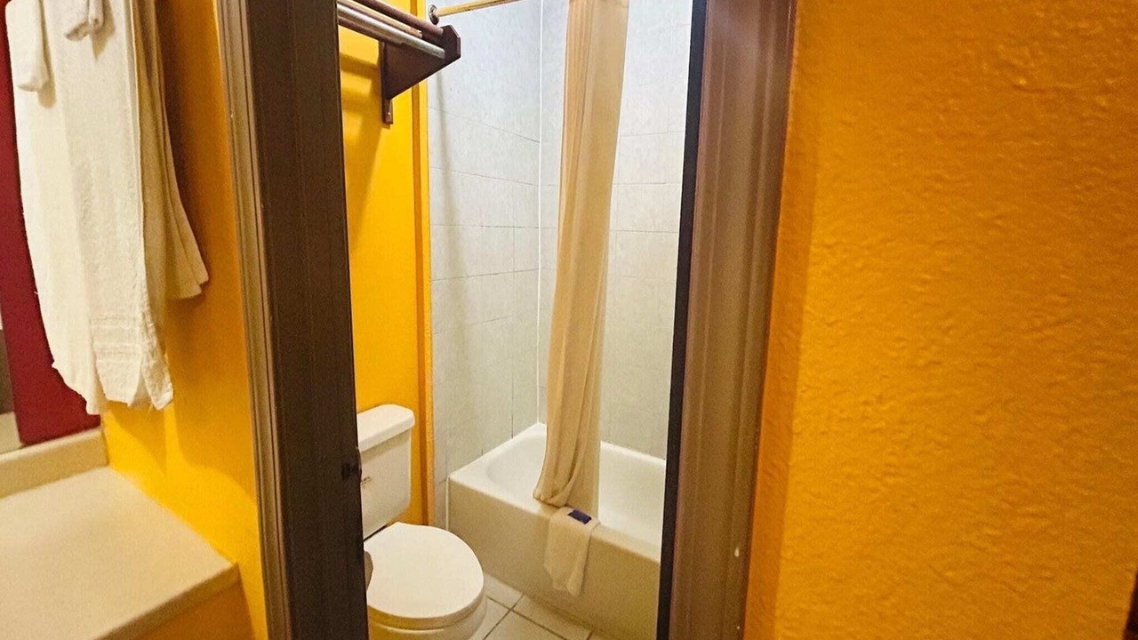Photo of Bathroom in Sulphur