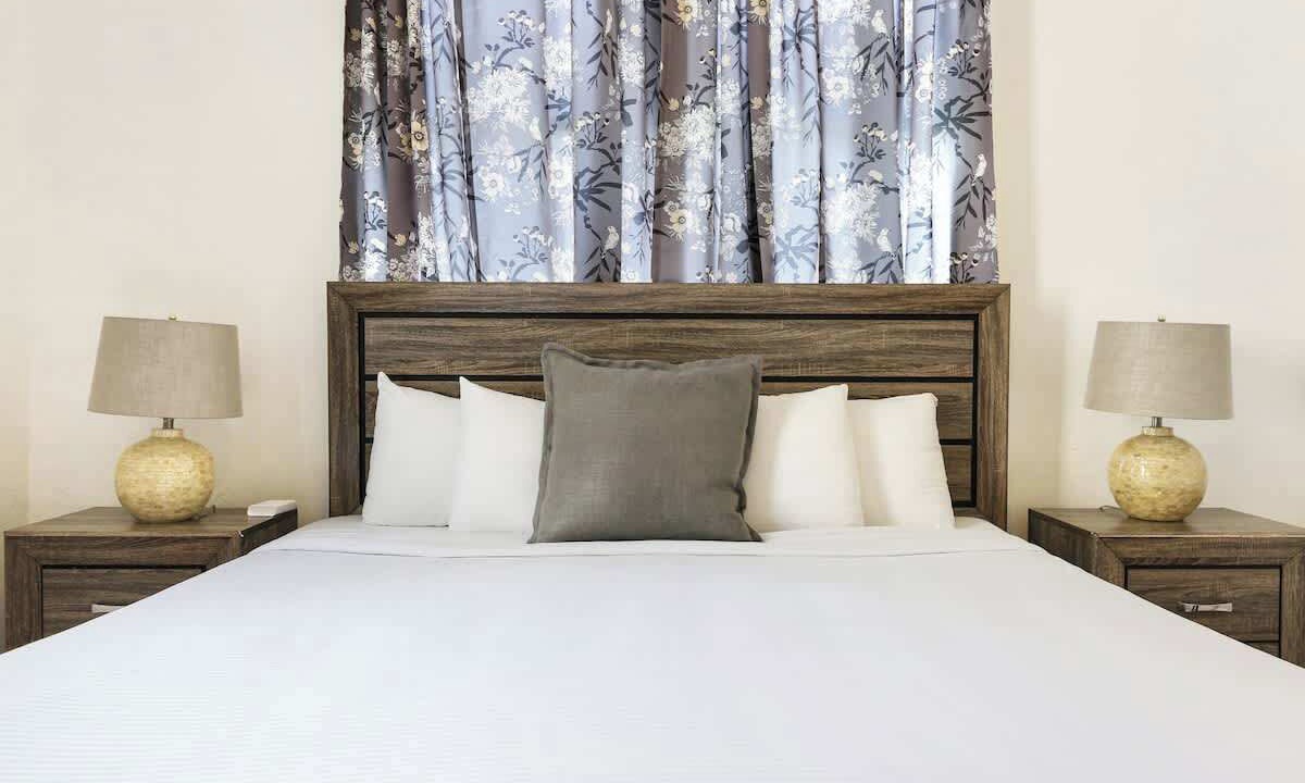 Photo of Bedroom in Freret