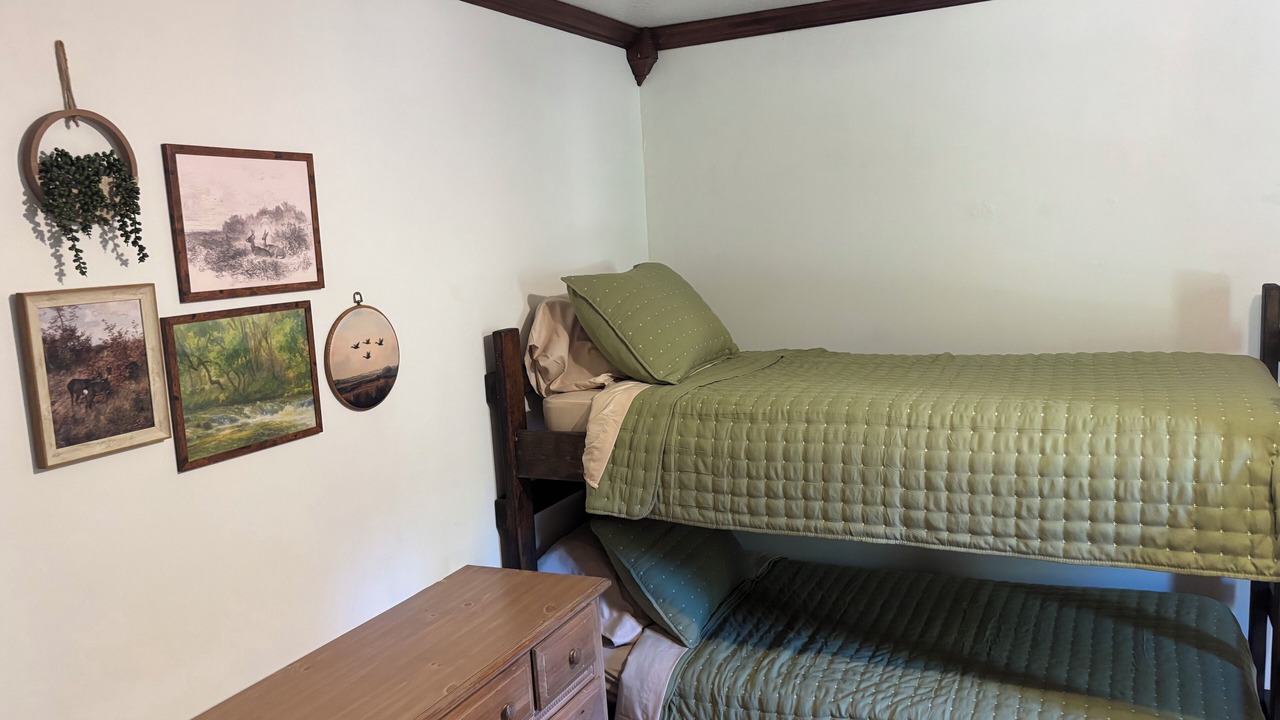 Photo of Bedroom in Lucedale