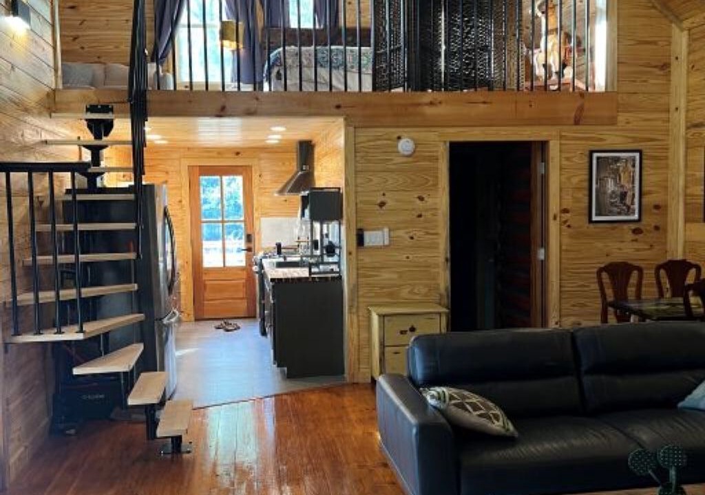 Photo of Livingroom in Baker